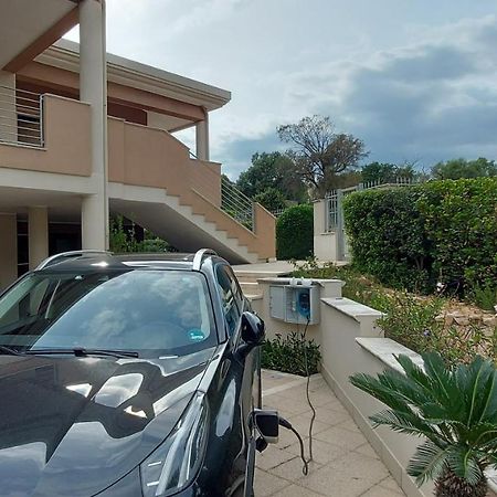 Villa Luigi A Poggio Dei Pini, Alloggio Con Giardino E Posto Auto Capoterra Exterior photo